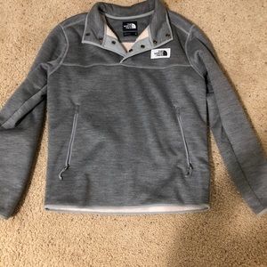Mens north face of pull over